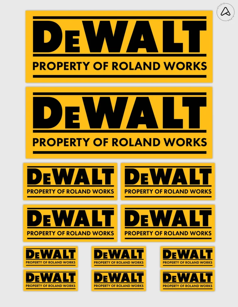 12x Gepersonaliseerde "Property Of" DeWalt Gereedschap Stickers | 3 Maten | Gelamineerd