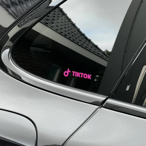 Gepersonaliseerde TikTok Social Media Sticker | Raamsticker | Sticker voor op Auto | Verschillende hoogtes autostickers