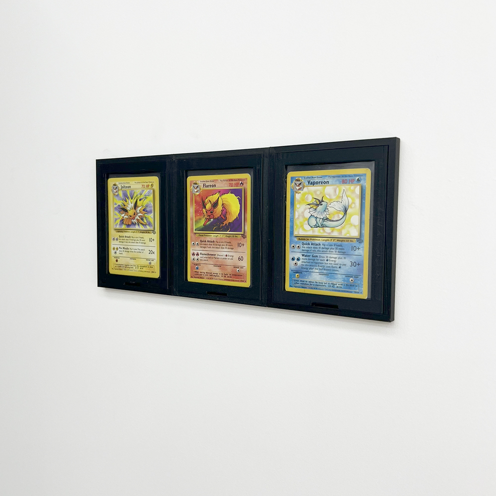 Toploader Muurdisplay voor 3 Kaarten – Verwisselbaar Kaarten Frame voor Pokémon & TCG
